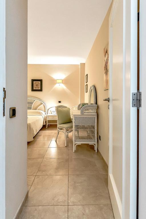 Apartment Sunset Harbour Адехе Экстерьер фото