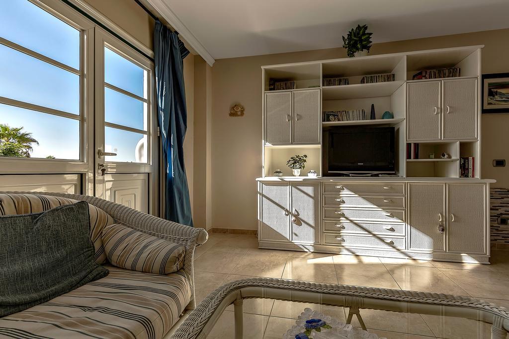 Apartment Sunset Harbour Адехе Экстерьер фото